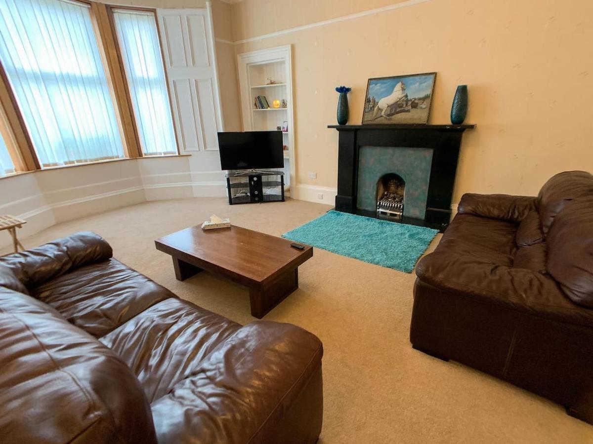Large Glasgow South Family Home - Free Parking Ngoại thất bức ảnh