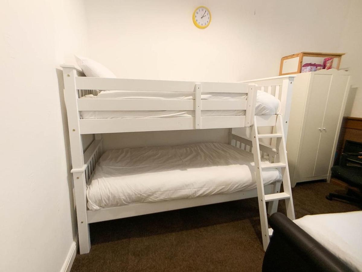 Large Glasgow South Family Home - Free Parking Ngoại thất bức ảnh